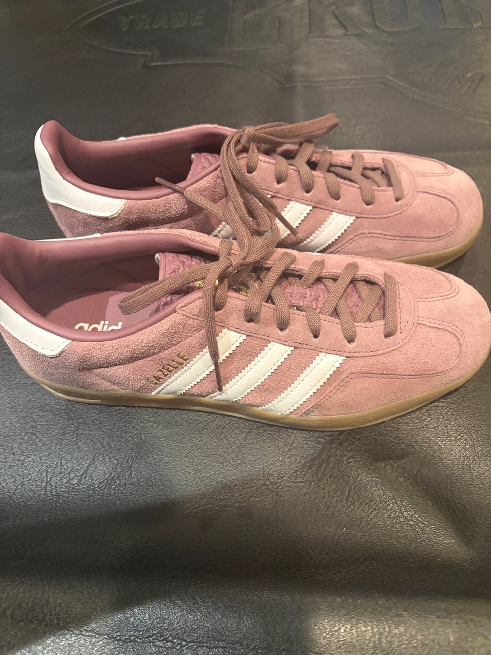 Adidas Gazelle Women’s Suede Sneakers — Mauve with White Stripes Women’s US 7.5